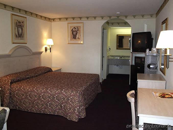 Scottish Inn And Suites Nrg Park/Texas Medical Center - Houston Chambre photo